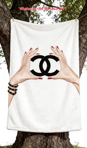 Chanel Hands Holding Double C Logo Flannel Sofa Throw Blanket IMG_6696